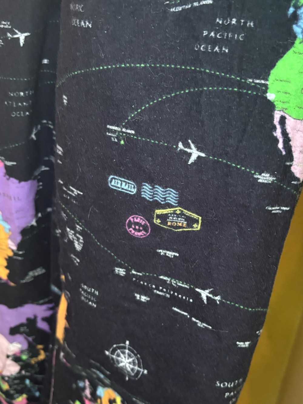 BedHead vintage Black World Map Pajama Set with Multicolor Print. Medium - Picture 5 of 16